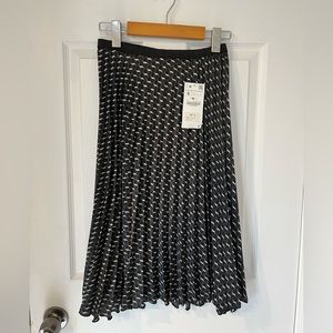 Zara Pleated Accordion Skirt BNWT